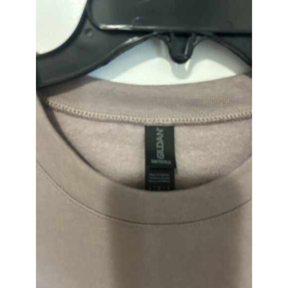 Pretty Petty Front Print Gray Purple Women's Graphic Sweatshirt SIZE LARGE - Picture 2 of 4